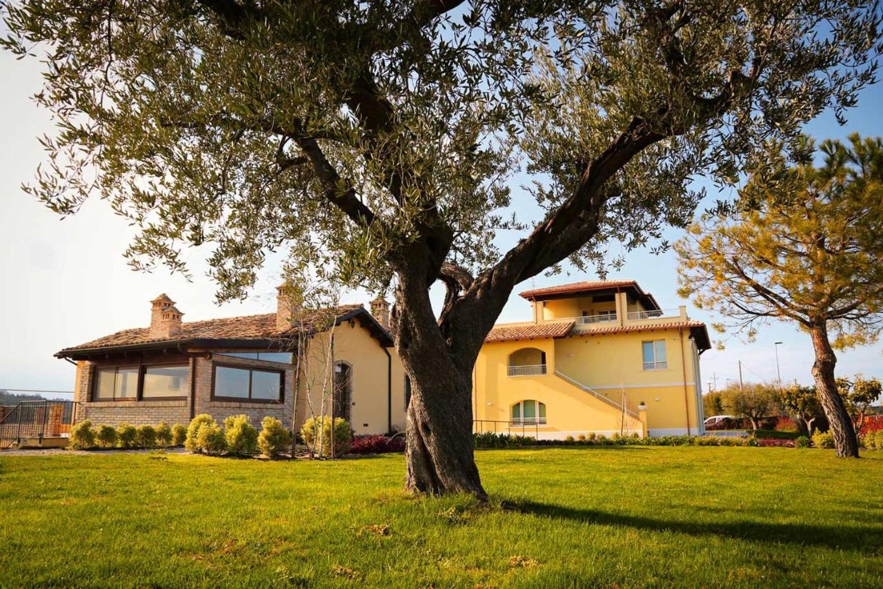 Agriturismo Biocore 2 - Colledoro Giulianova Exteriör bild